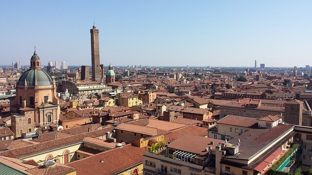 Die Dächer von Bologna Vogelperspektive